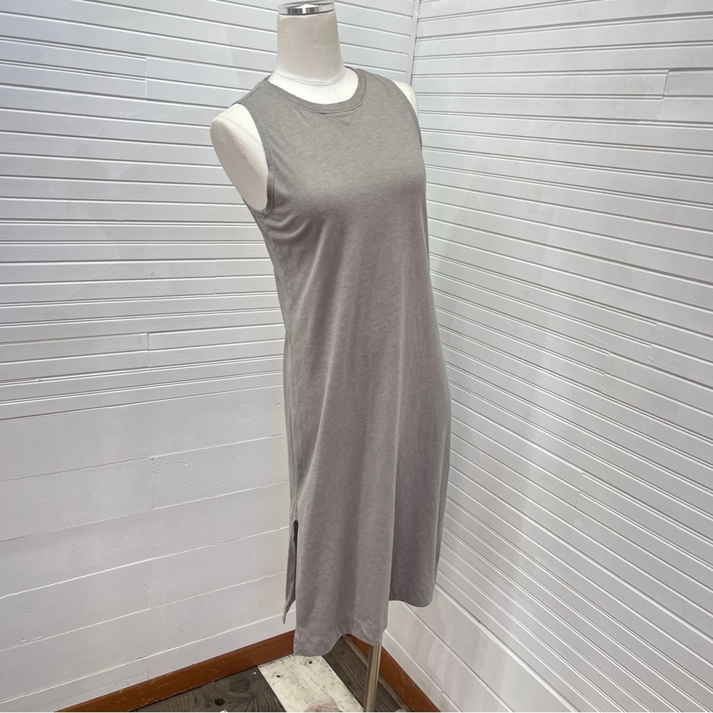 Easy Standard Gray Midi Muscle Dress